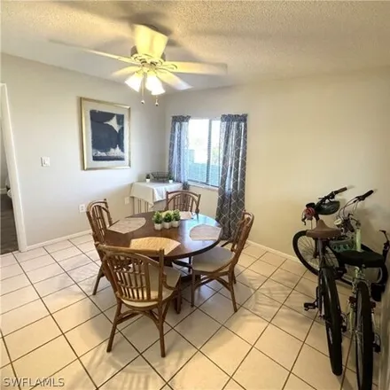 Image 4 - 804 Cape Coral Parkway West, Cape Coral, FL 33914, USA - Condo for rent