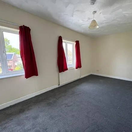 Image 9 - Meadowgate Road, Eccles, M6 8BW, United Kingdom - Apartment for rent