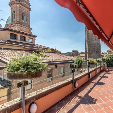 Rent this 2 bed apartment on Università di Bologna in Via Quirino Maiorana, 40126 Bologna BO