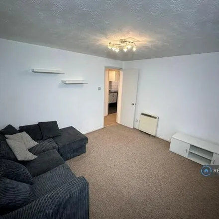 Image 7 - Maplin Park, Langley, United Kingdom - Apartment for rent