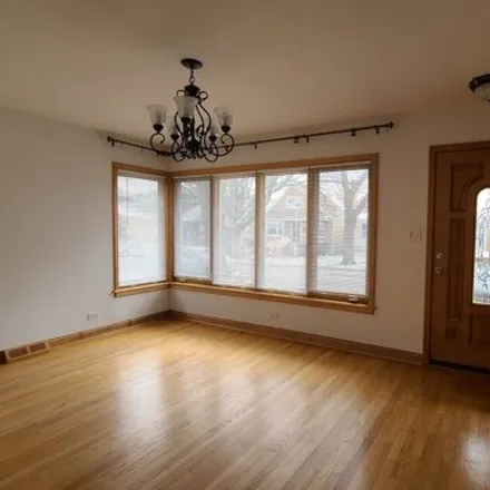 Image 2 - 7044 West Farragut Avenue, Chicago, IL 60656, USA - House for rent