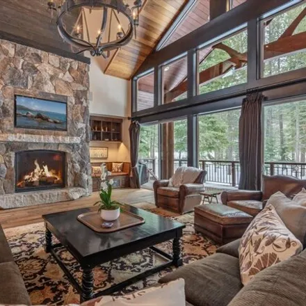 Image 2 - 14936 Swiss Lane, Truckee, CA 96161, USA - House for sale