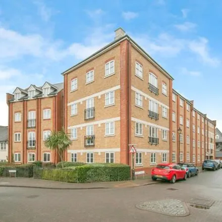 Buy this 3 bed apartment on 76 Albany Gardens in Colchester, CO2 8HU