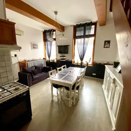 Rent this 4 bed apartment on 4 Grand Place in 62120 Aire-sur-la-Lys, France