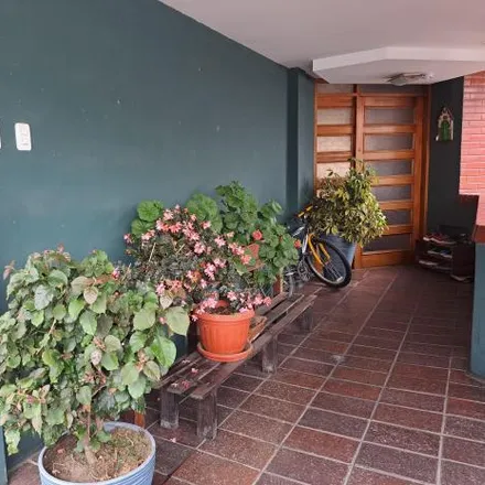 Buy this studio apartment on Juan Arauz in 170528, Quito