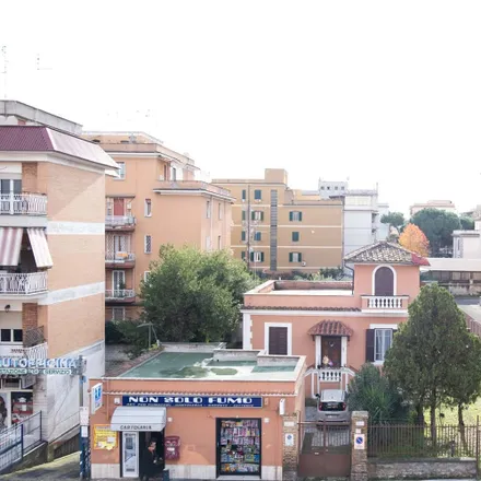 Image 9 - Scuola primaria Fausto Cecconi, Via dei Glicini 60, 00172 Rome RM, Italy - Room for rent