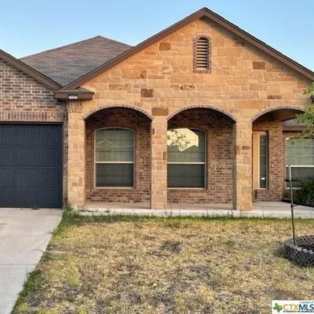 Rent this 3 bed house on 224 Ken Drive in Killeen, TX 76542