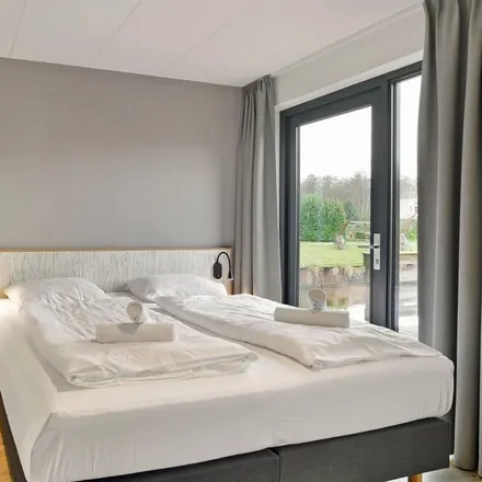 Rent this 3 bed house on Hunebed D3 Midlaren in Schutsweg, 9475 PL Midlaren