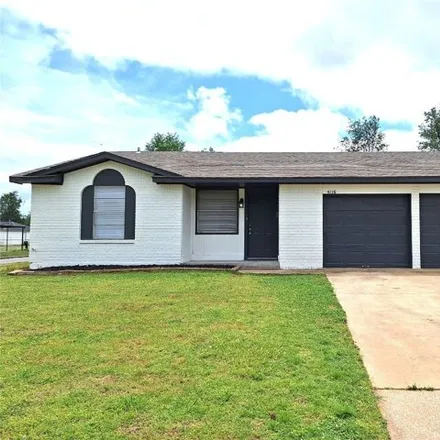 Buy this 3 bed house on 4569 South Dimple Avenue in Oklahoma City, OK 73135