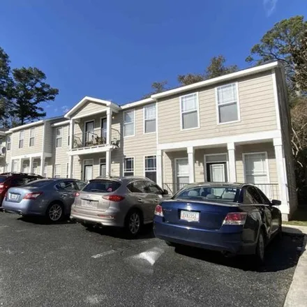 Buy this 3 bed condo on 1500 Stone Road in Tallahassee, FL 32303