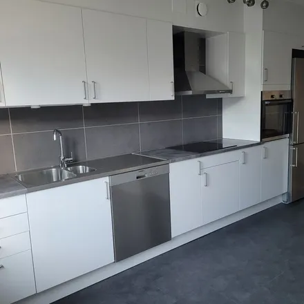 Rent this 2 bed apartment on Stiglötsgatan 50 in 586 47 Linköping, Sweden