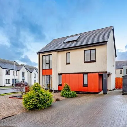 Buy this 5 bed house on Shaw Road in Kilmaurs, KA3 2UD