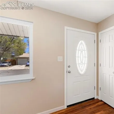 Image 4 - 690 Bryce Drive, Colorado Springs, CO 80910, USA - House for sale