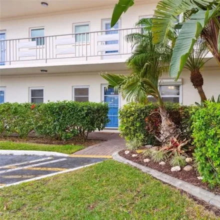 Buy this 1 bed condo on 211 58th Avenue in Saint Pete Beach, Pinellas County