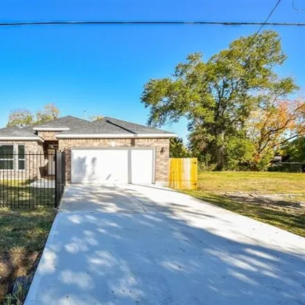 Buy this 3 bed house on 4609 Larkspur Street in Sunny Side, Houston