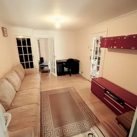 Rent this 2 bed apartment on 33 Washington Avenue in London, E12 5JA