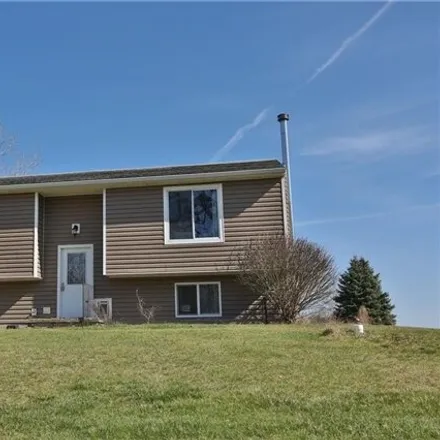 Buy this 4 bed house on 2265 Pole Bridge Road in Village of Avon, NY 14414
