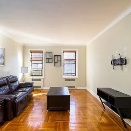 Image 1 - 65-38 Booth Street, New York, NY 11374, USA - Apartment for sale