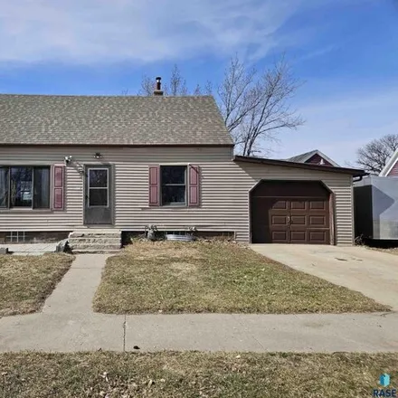 Buy this 3 bed house on 165 East Washington Avenue in Howard, SD 57349