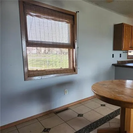 Image 3 - 1012 East Fairview Street, Marshall, MN 56258, USA - House for sale