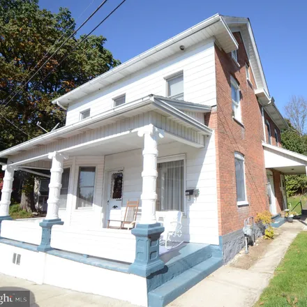 Image 1 - 563 Columbia Avenue, Uttsville, Bangor, PA 18013, USA - House for sale