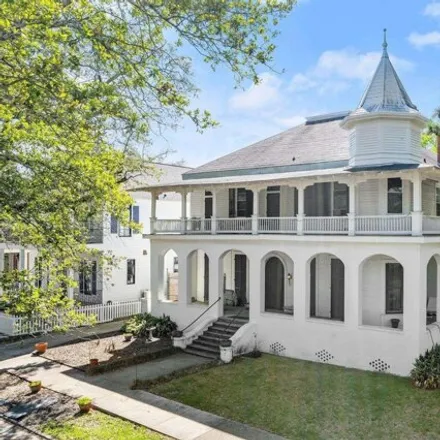 Buy this 6 bed house on Reiley-Reeves House in 810 Park Boulevard, Baton Rouge