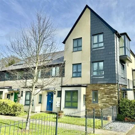 Buy this 4 bed house on Plymbridge Road in Plymouth, PL6 7LD