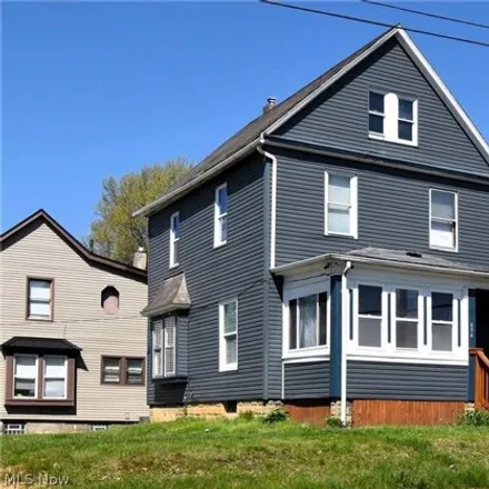 Buy this 4 bed house on 495 Kling Street in Akron, OH 44311