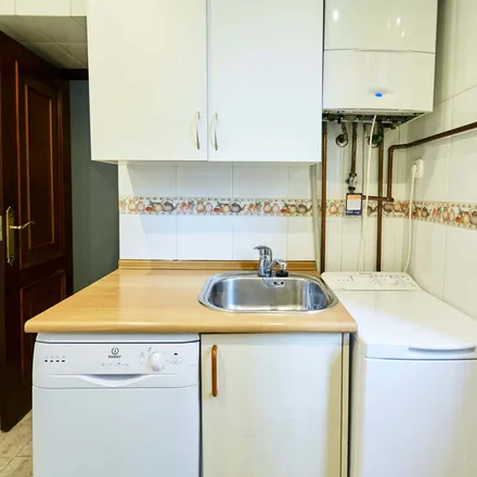 Rent this 1 bed apartment on Madrid in Paseo de la Dirección, 5