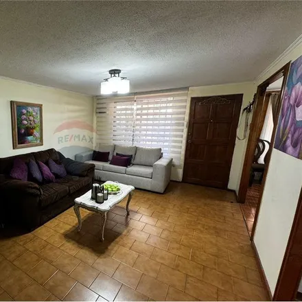 Image 2 - Avenida Padre Luis Querbes 2745, 782 1093 Provincia de Santiago, Chile - House for sale