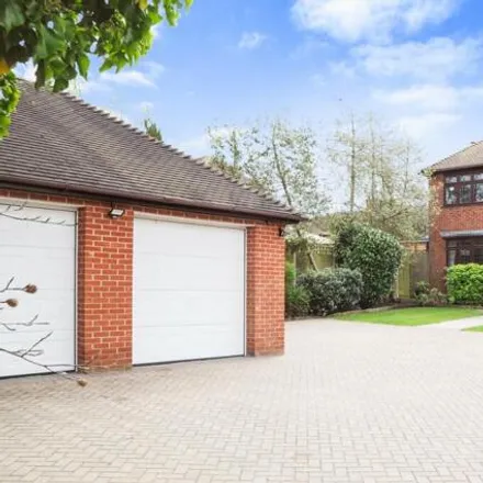Buy this 4 bed house on Rochford Avenue in Brentwood, CM15 8QW