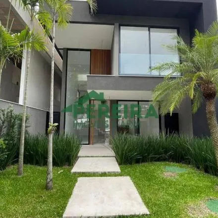 Buy this 4 bed house on Rua Jorge Dodsworth Martins 230 in Barra da Tijuca, Rio de Janeiro - RJ