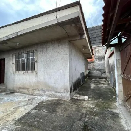 Rent this 2 bed house on Super Prendas Supermercados in Rua Tomás Fonseca 220, Comendador Soares