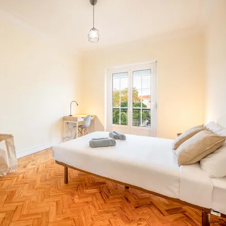 Rent this 7 bed room on Rua José Duro 26 in 1700-261 Lisbon, Portugal