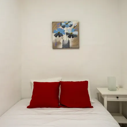 Rent this 3 bed apartment on CSIC in Carrer de les Egipcíaques, 1