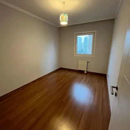 Rent this 3 bed apartment on 17-C in Turgut Özal Bulvarı, 34303 Küçükçekmece