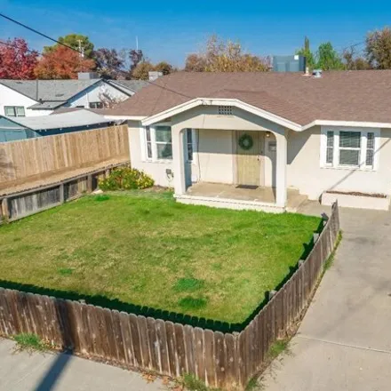 Buy this 2 bed house on 468 West Cameron Street in Hanford, CA 93230