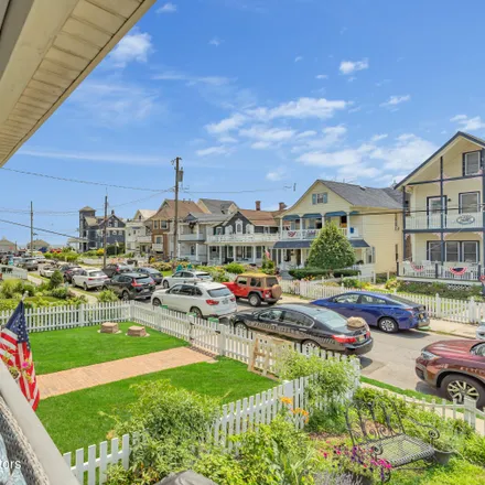 Image 3 - 13 Embury Avenue, Ocean Grove, Neptune Township, NJ 07756, USA - Duplex for rent