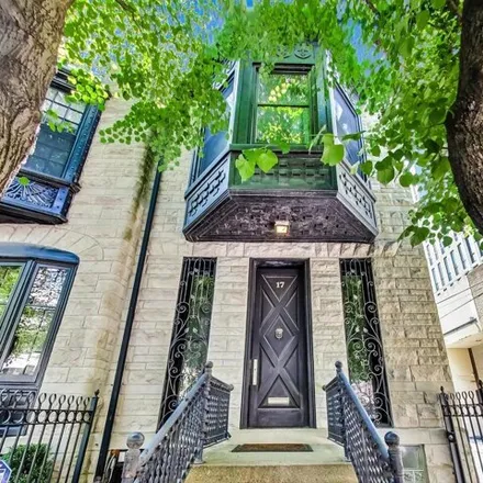 Buy this 4 bed house on 17 East Scott Street in Chicago, IL 60610