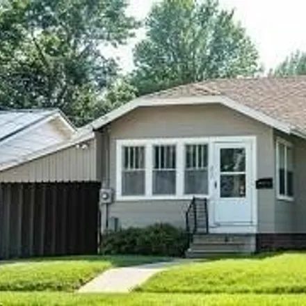 Buy this 2 bed house on 281 East 14th Street North in Newton, IA 50208