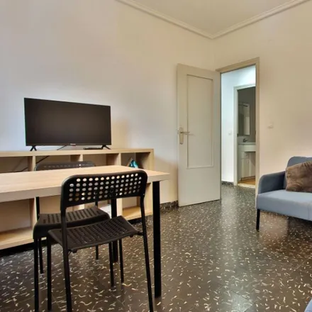 Image 3 - Carrer d'Emili Baró, 63, 46020 Valencia, Spain - Apartment for rent