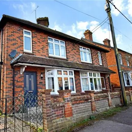 Buy this 3 bed duplex on 2 Coronation Villas in Salisbury Street, Devizes