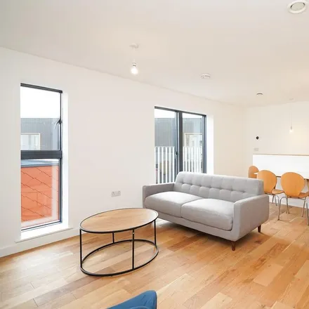 Rent this 2 bed apartment on Russell Street in Sheffield, S3 8FU