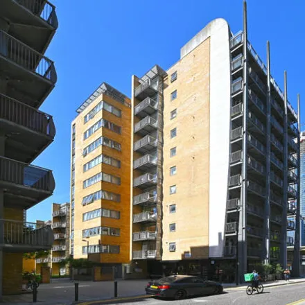 Buy this 2 bed apartment on Lowry House in Cassilis Road, Millwall