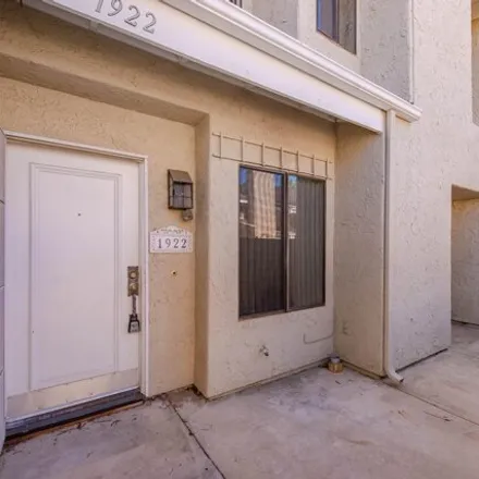 Image 5 - Stonegate Villas Apartment, Simi Valley, CA 93063, USA - House for sale