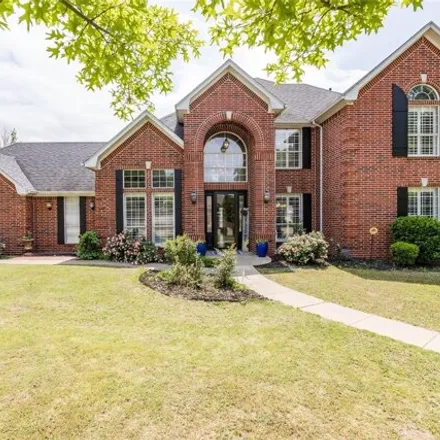 Buy this 5 bed house on Prestonwood Circle in Durant, OK 74701