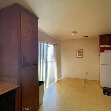 Image 4 - unnamed road, Hesperia, CA 92345, USA - Apartment for sale