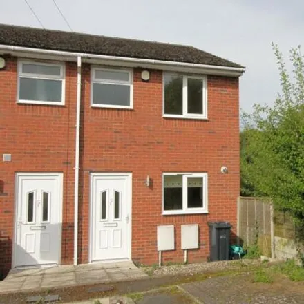 Image 1 - Budnam Brook Court, Bromley, DY5 3TA, United Kingdom - Townhouse for sale