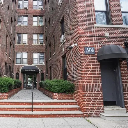 Buy this 1 bed condo on 1506 Overing Street in New York, NY 10461