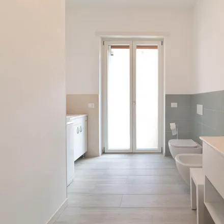 Image 6 - Piazza Renato Simoni, 39, 37122 Verona VR, Italy - Apartment for rent